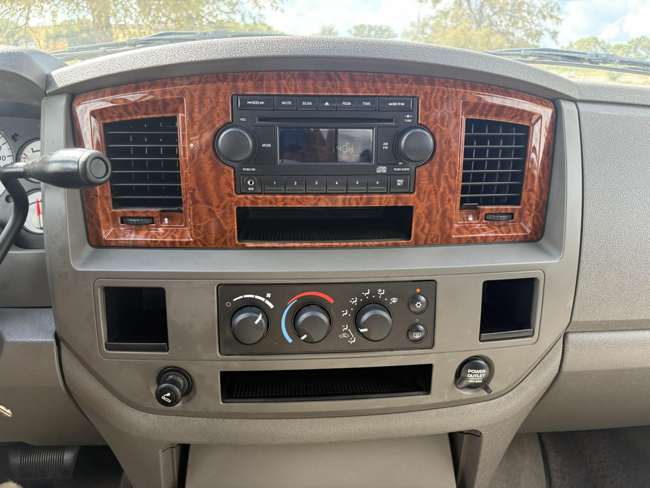 Dodge Ram 1500  2006