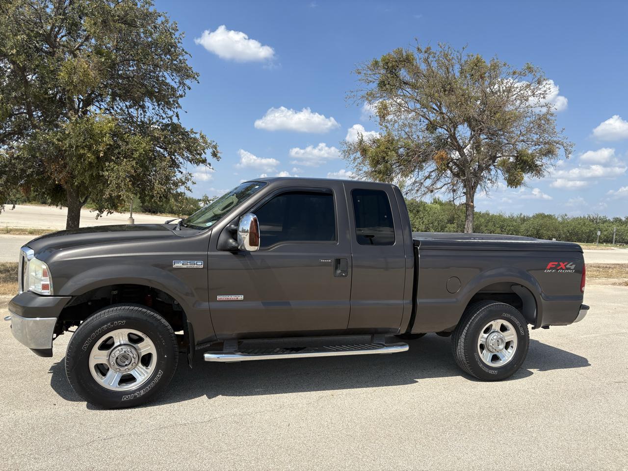 Ford Super Duty F-250  2006
