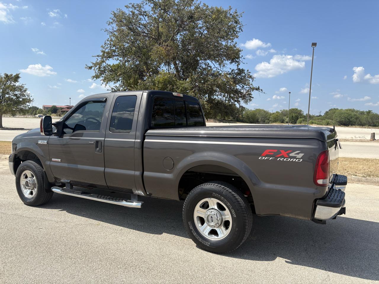 Ford Super Duty F-250  2006