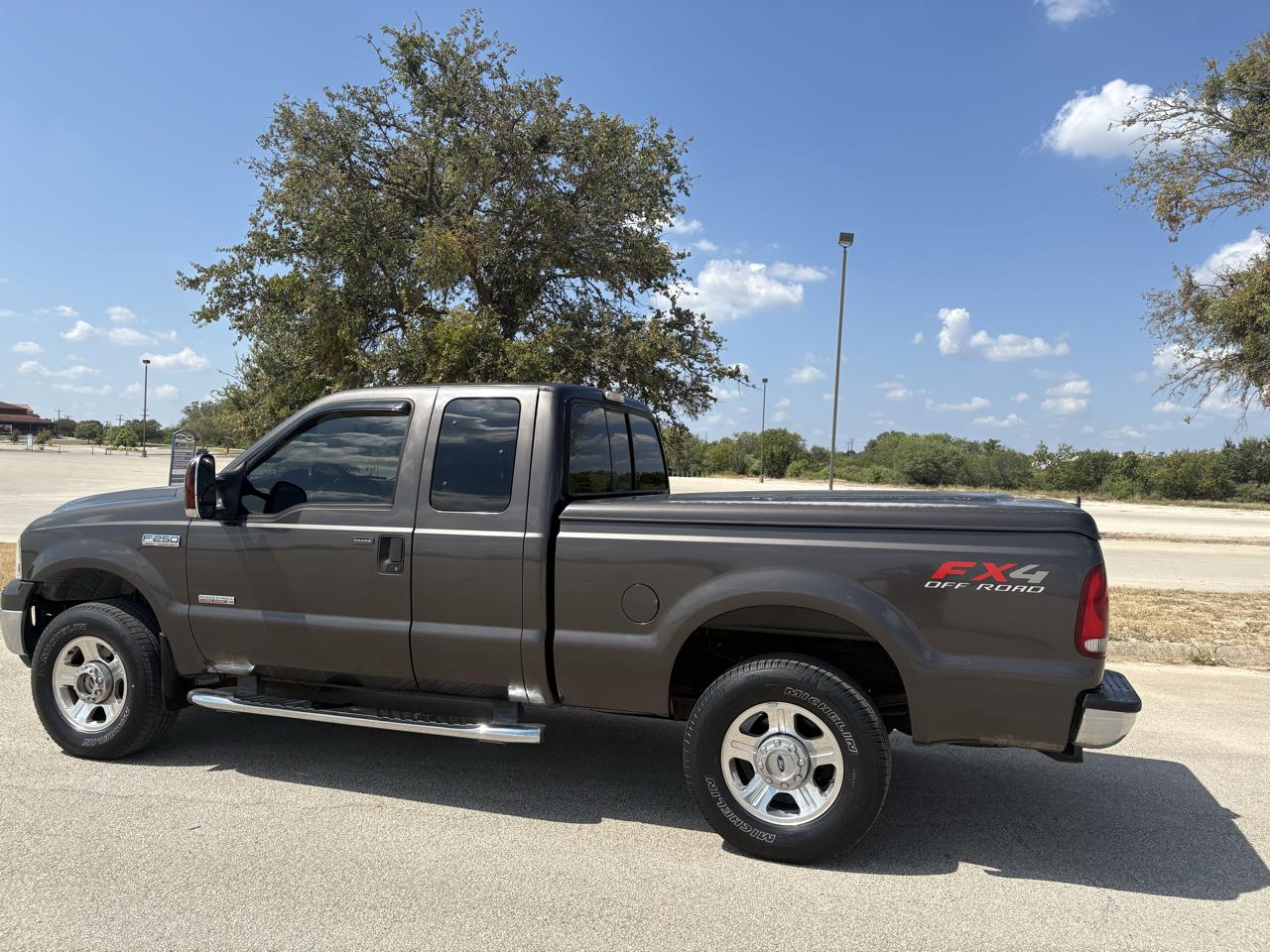 Ford Super Duty F-250  2006