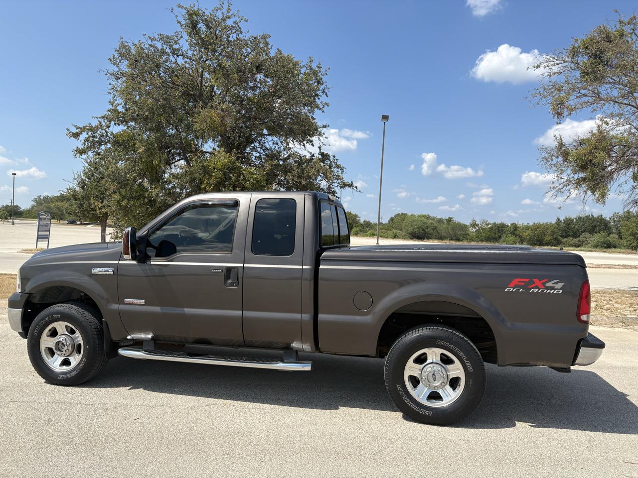 Ford Super Duty F-250  2006