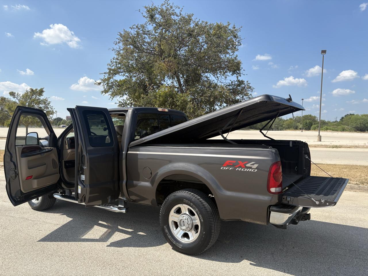 Ford Super Duty F-250  2006