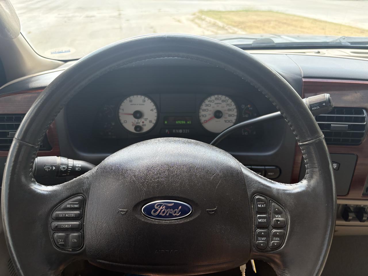 Ford Super Duty F-250  2006