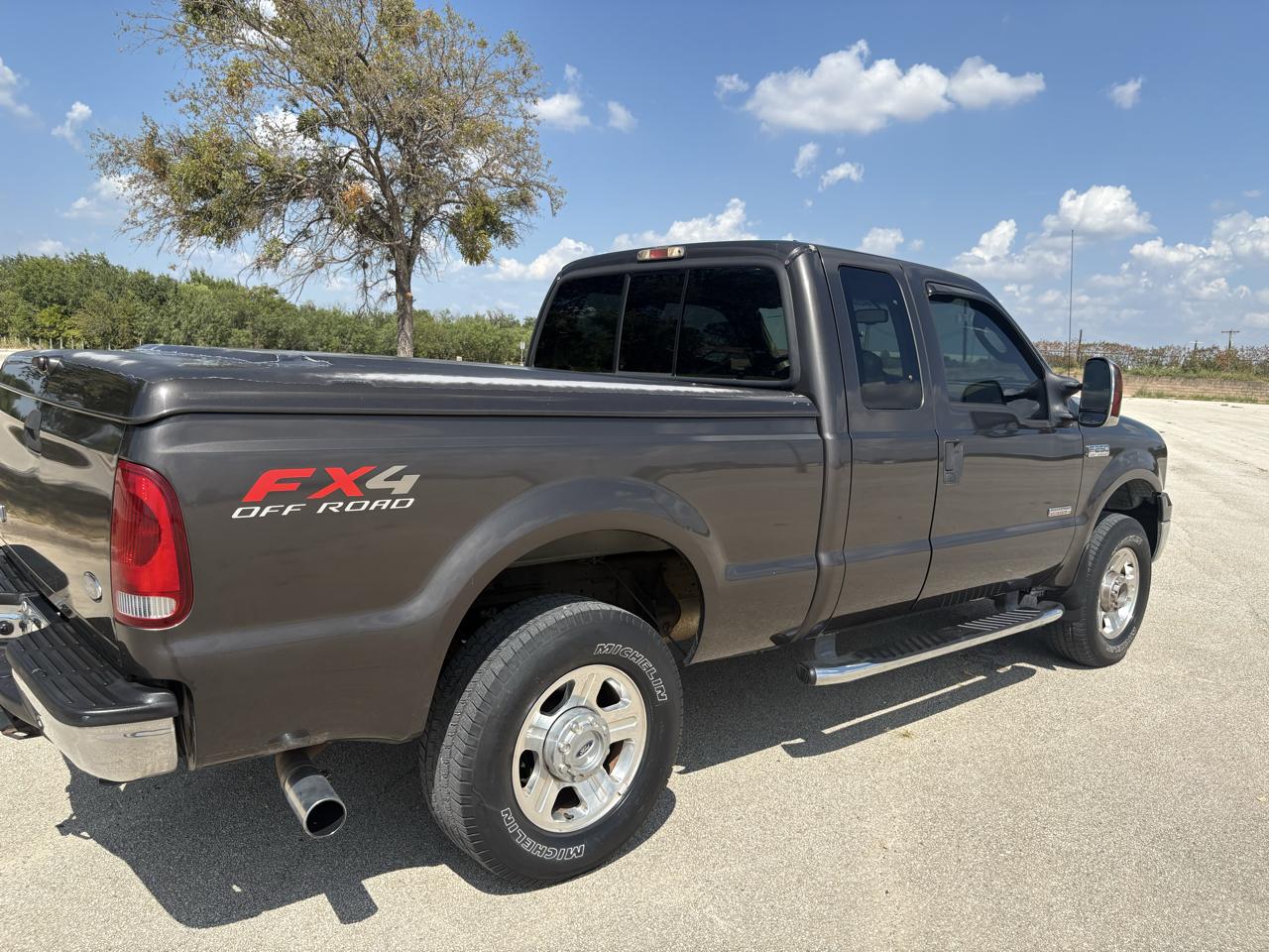 Ford Super Duty F-250  2006