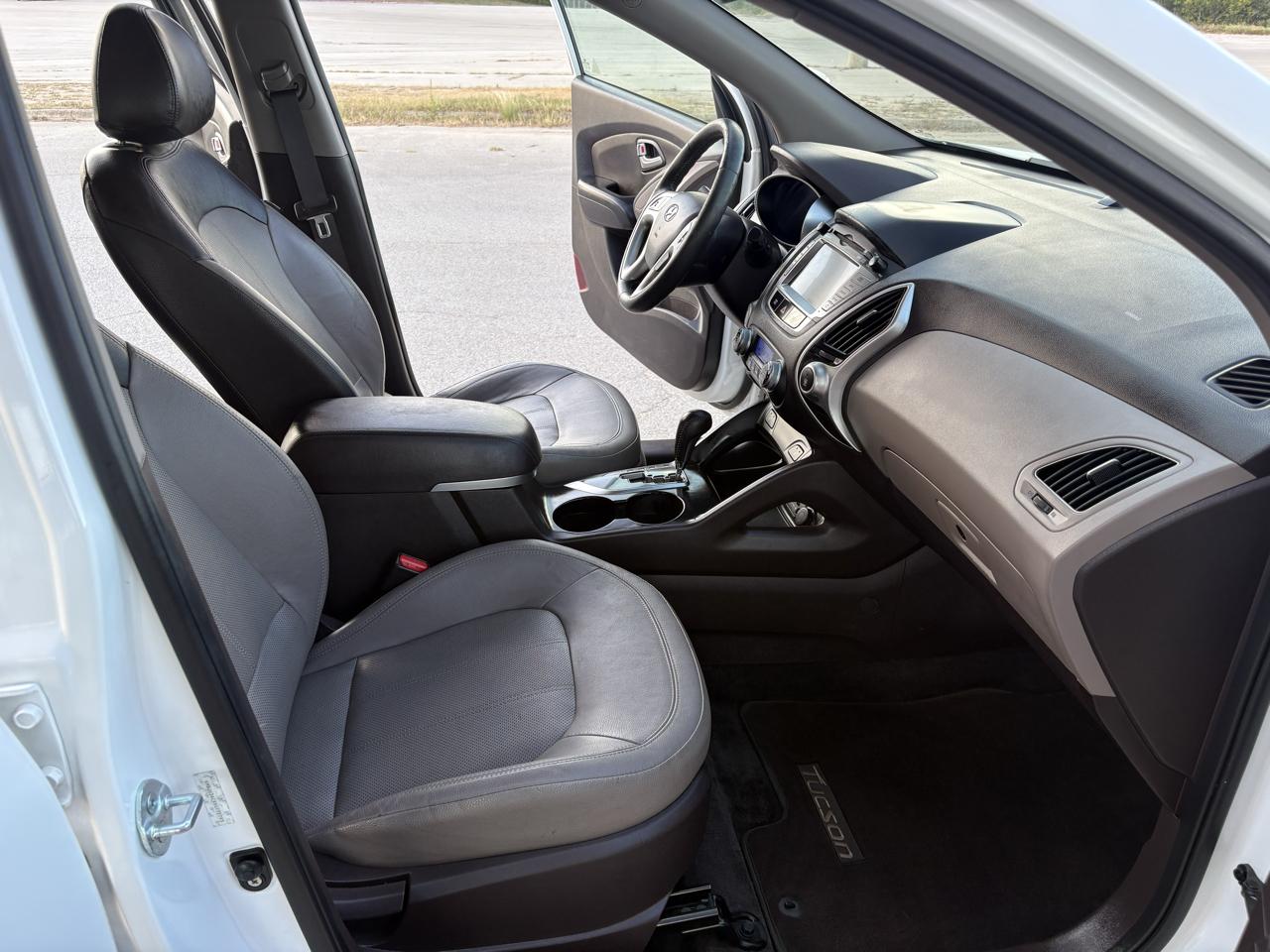 Hyundai Tucson FWD 4dr Auto Limited 2013