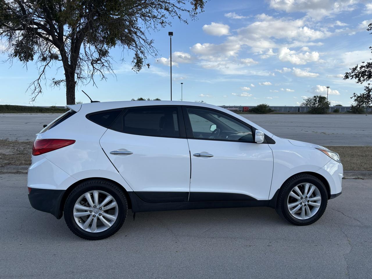 Hyundai Tucson FWD 4dr Auto Limited 2013