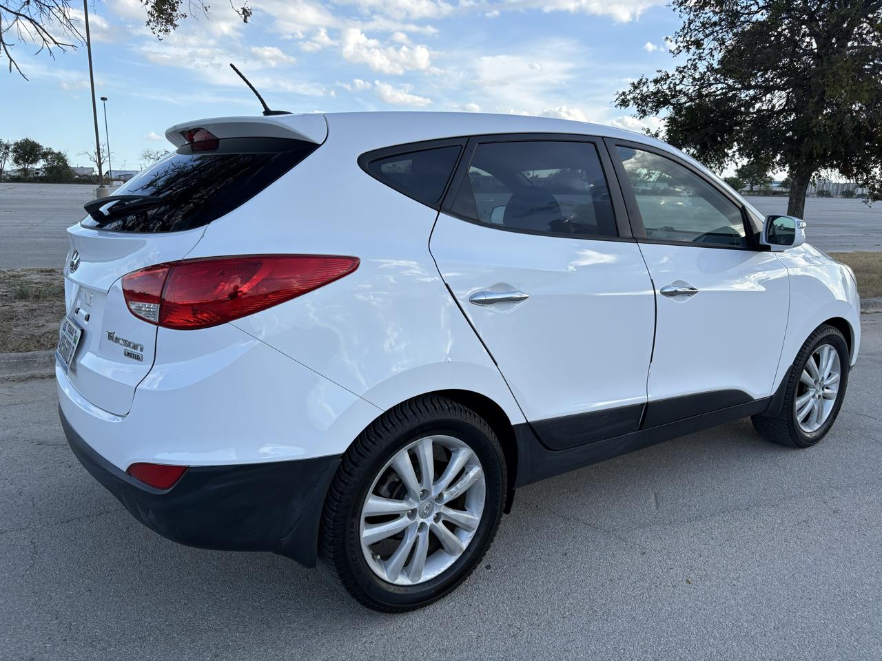 Hyundai Tucson FWD 4dr Auto Limited 2013