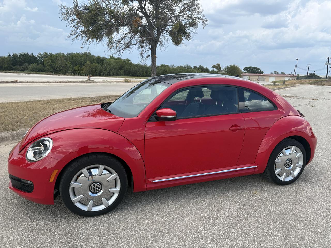 Volkswagen Beetle Coupe 2dr Auto 2.5L PZEV 2013