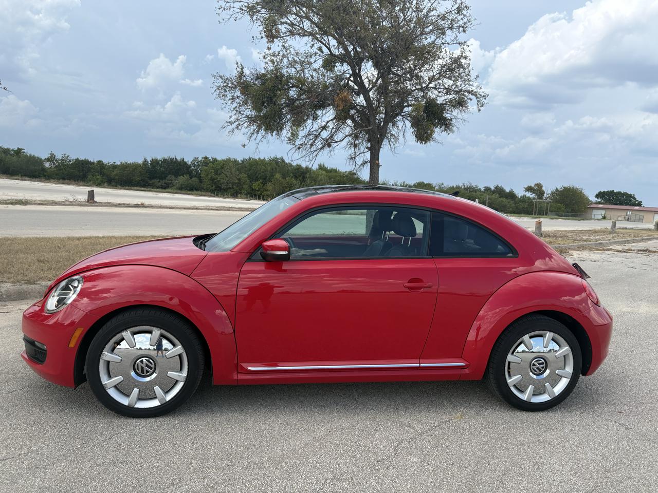 Volkswagen Beetle Coupe 2dr Auto 2.5L PZEV 2013