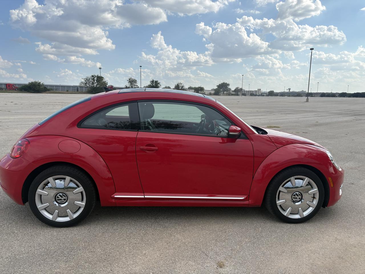 Volkswagen Beetle Coupe 2dr Auto 2.5L PZEV 2013