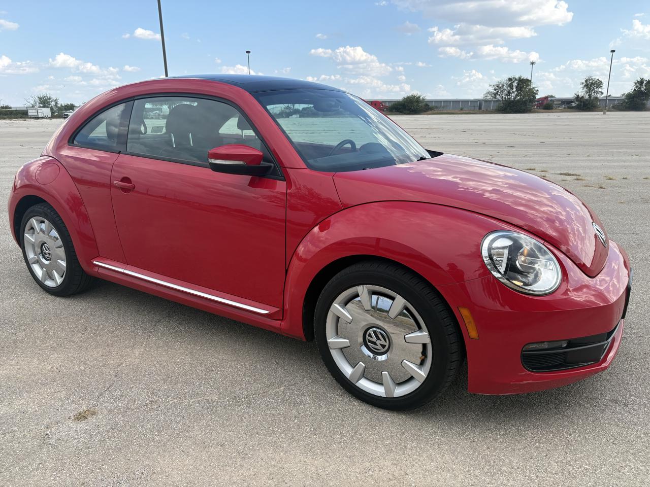 Volkswagen Beetle Coupe 2dr Auto 2.5L PZEV 2013