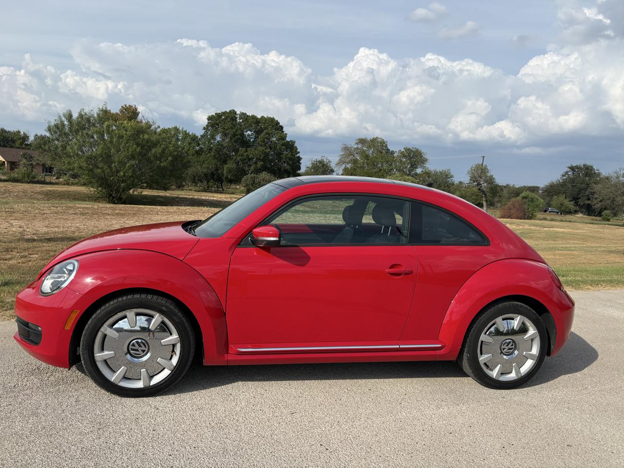 Volkswagen Beetle Coupe 2dr Auto 2.5L PZEV 2013