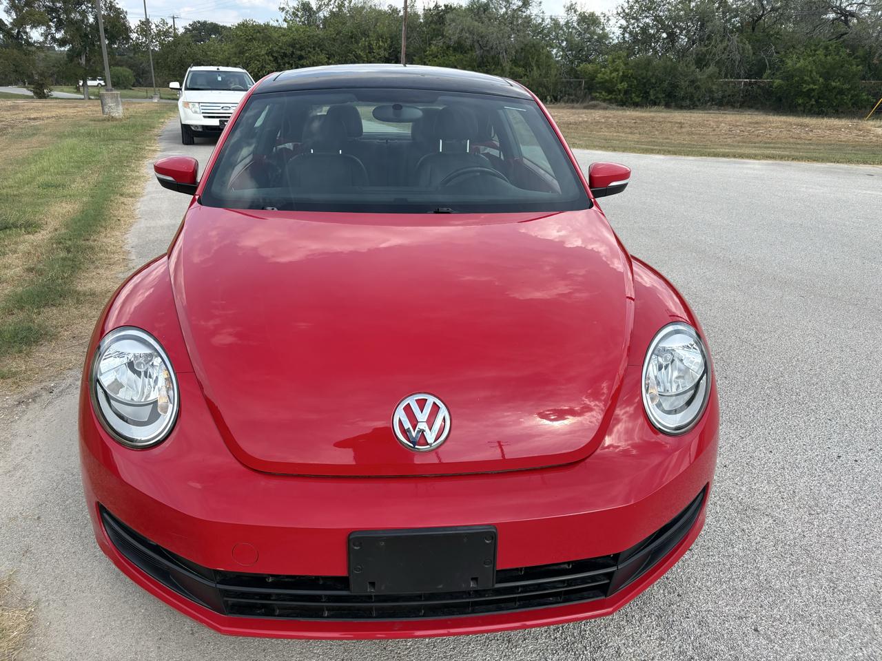 Volkswagen Beetle Coupe 2dr Auto 2.5L PZEV 2013