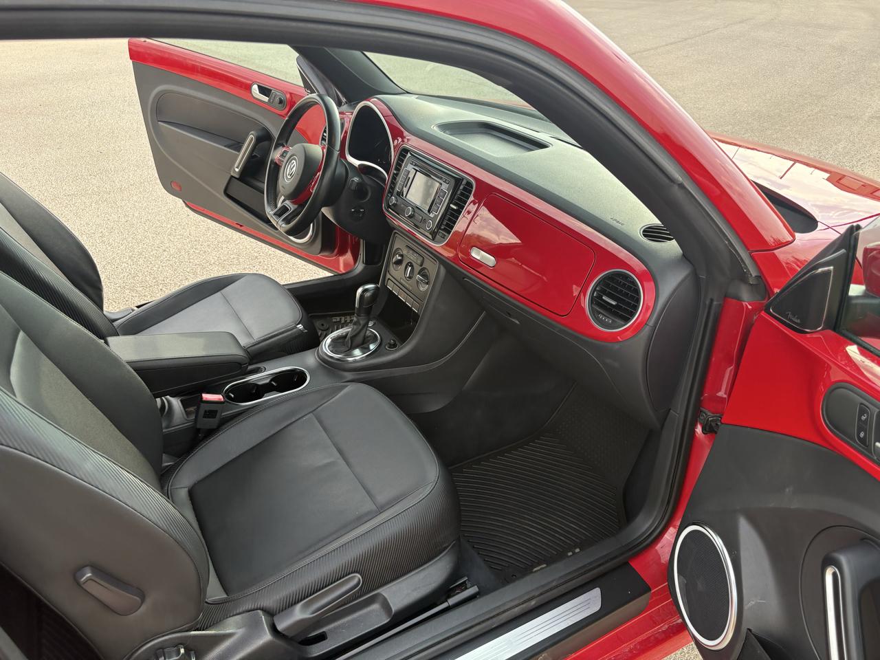 Volkswagen Beetle Coupe 2dr Auto 2.5L PZEV 2013
