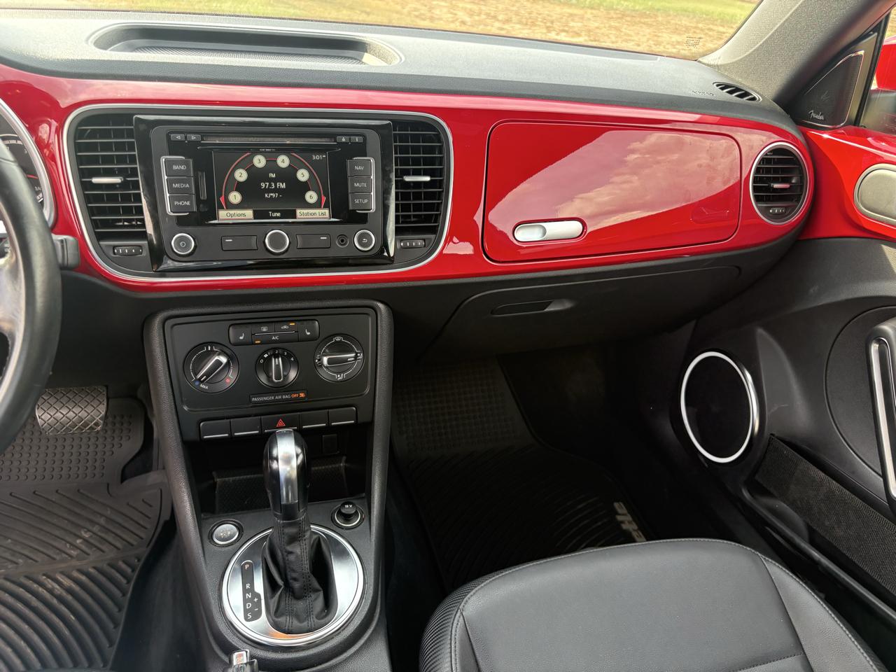 Volkswagen Beetle Coupe 2dr Auto 2.5L PZEV 2013