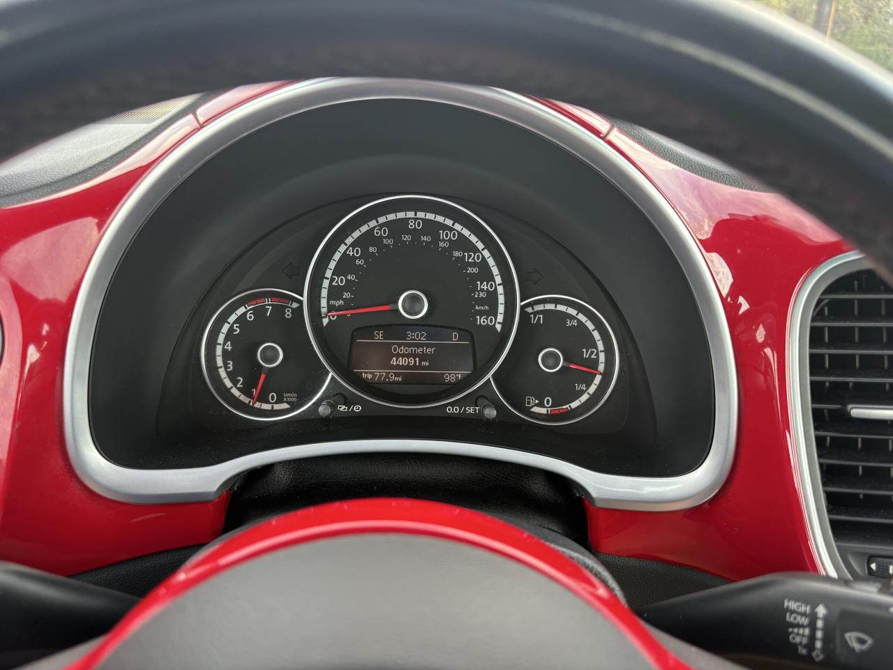 Volkswagen Beetle Coupe 2dr Auto 2.5L PZEV 2013