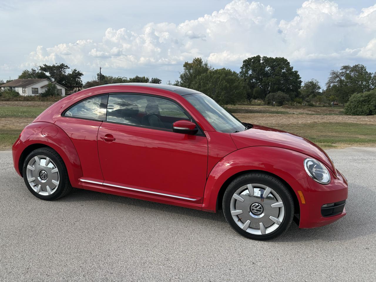 Volkswagen Beetle Coupe 2dr Auto 2.5L PZEV 2013