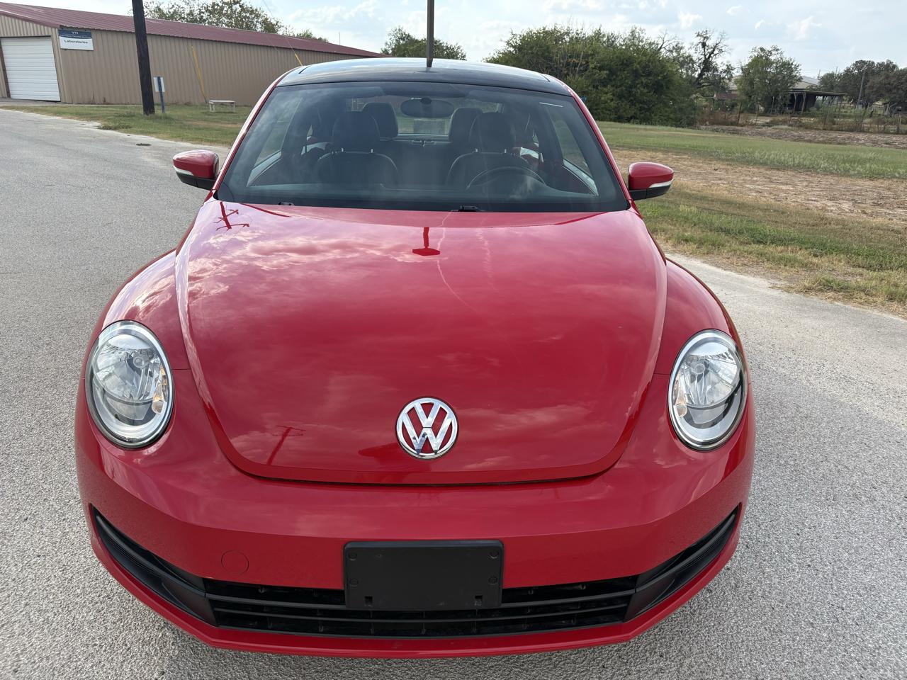 Volkswagen Beetle Coupe 2dr Auto 2.5L PZEV 2013