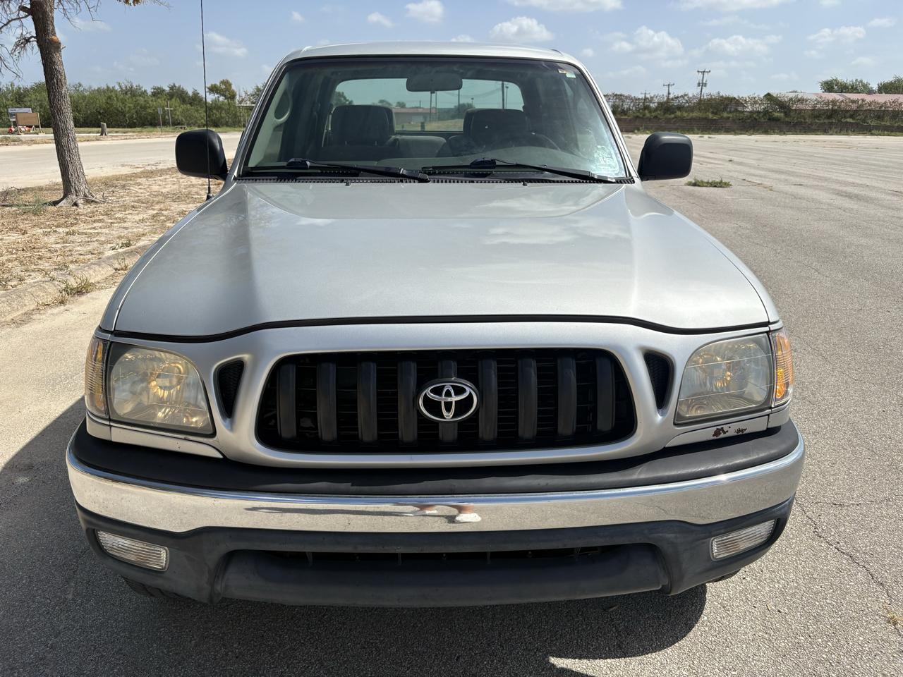 Toyota Tacoma  2004