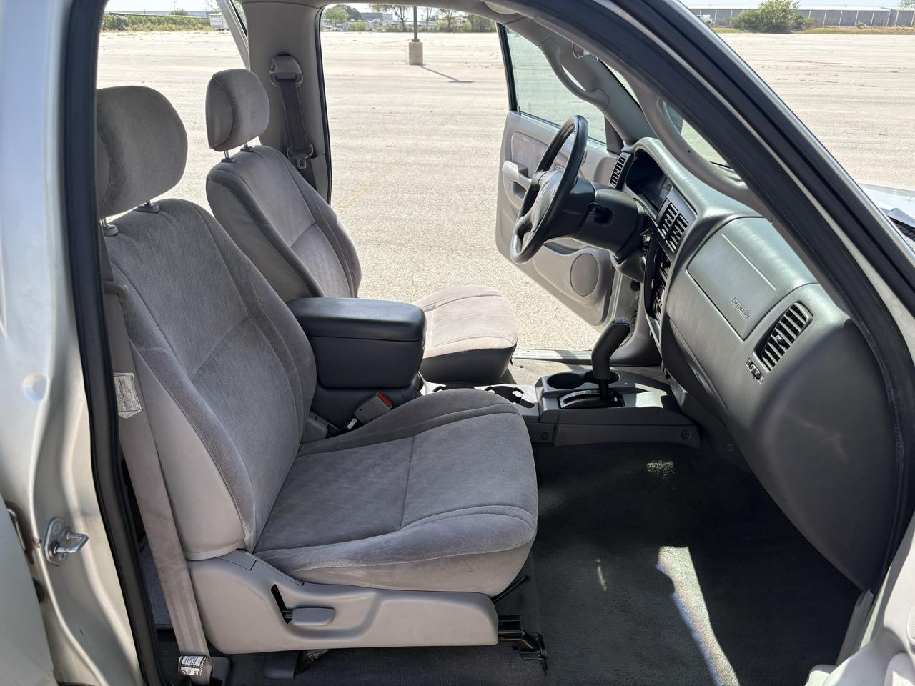 Toyota Tacoma  2004