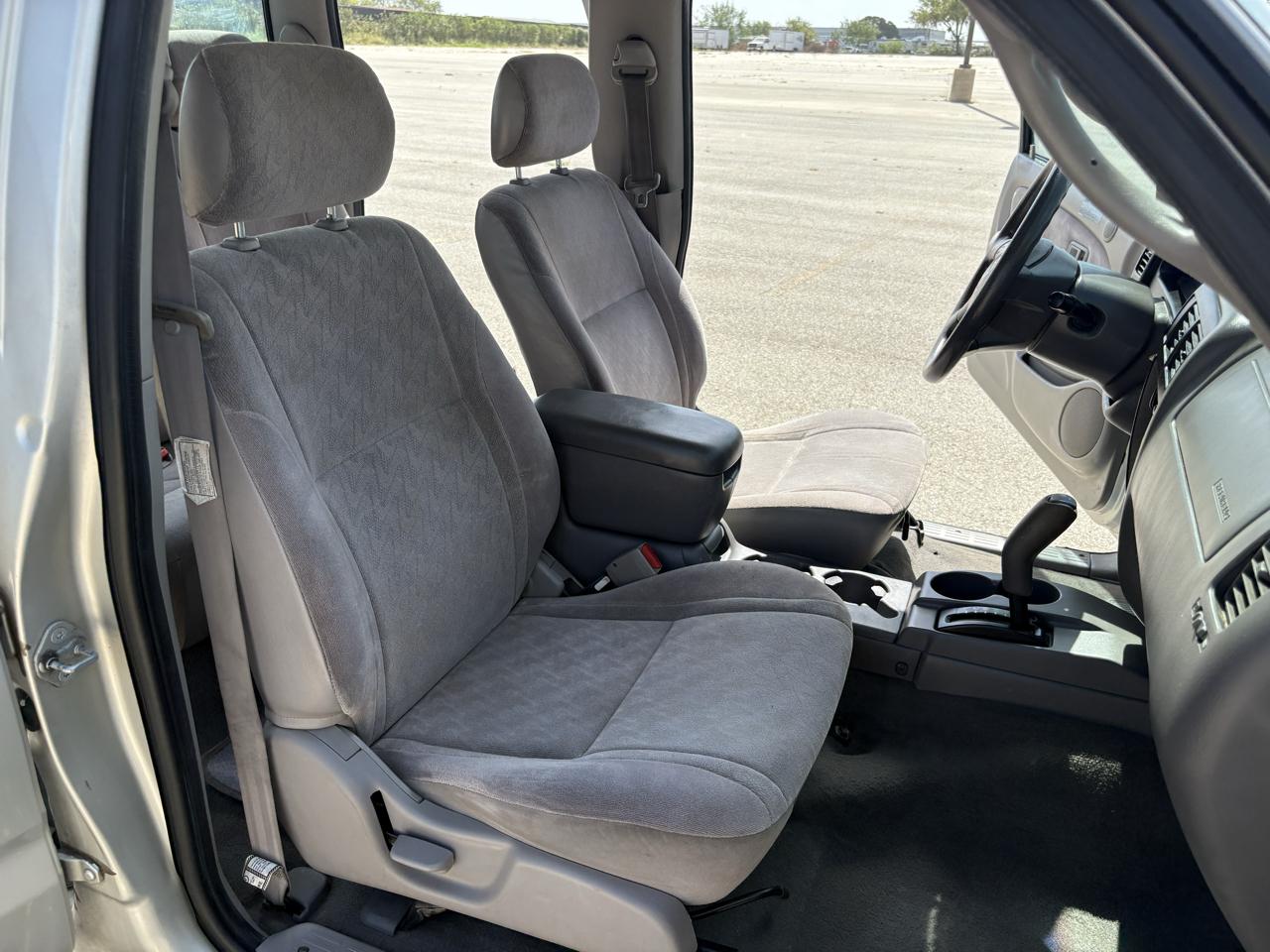 Toyota Tacoma  2004