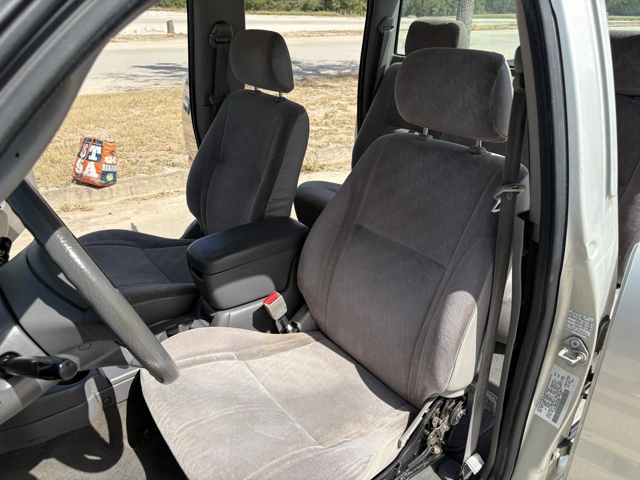 Toyota Tacoma  2004