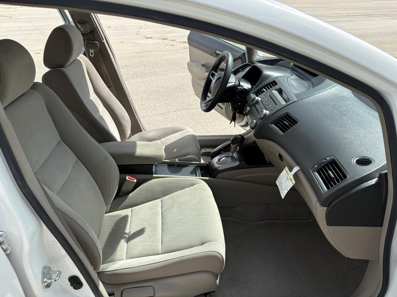 Honda Civic Sdn 4dr Auto LX 2010