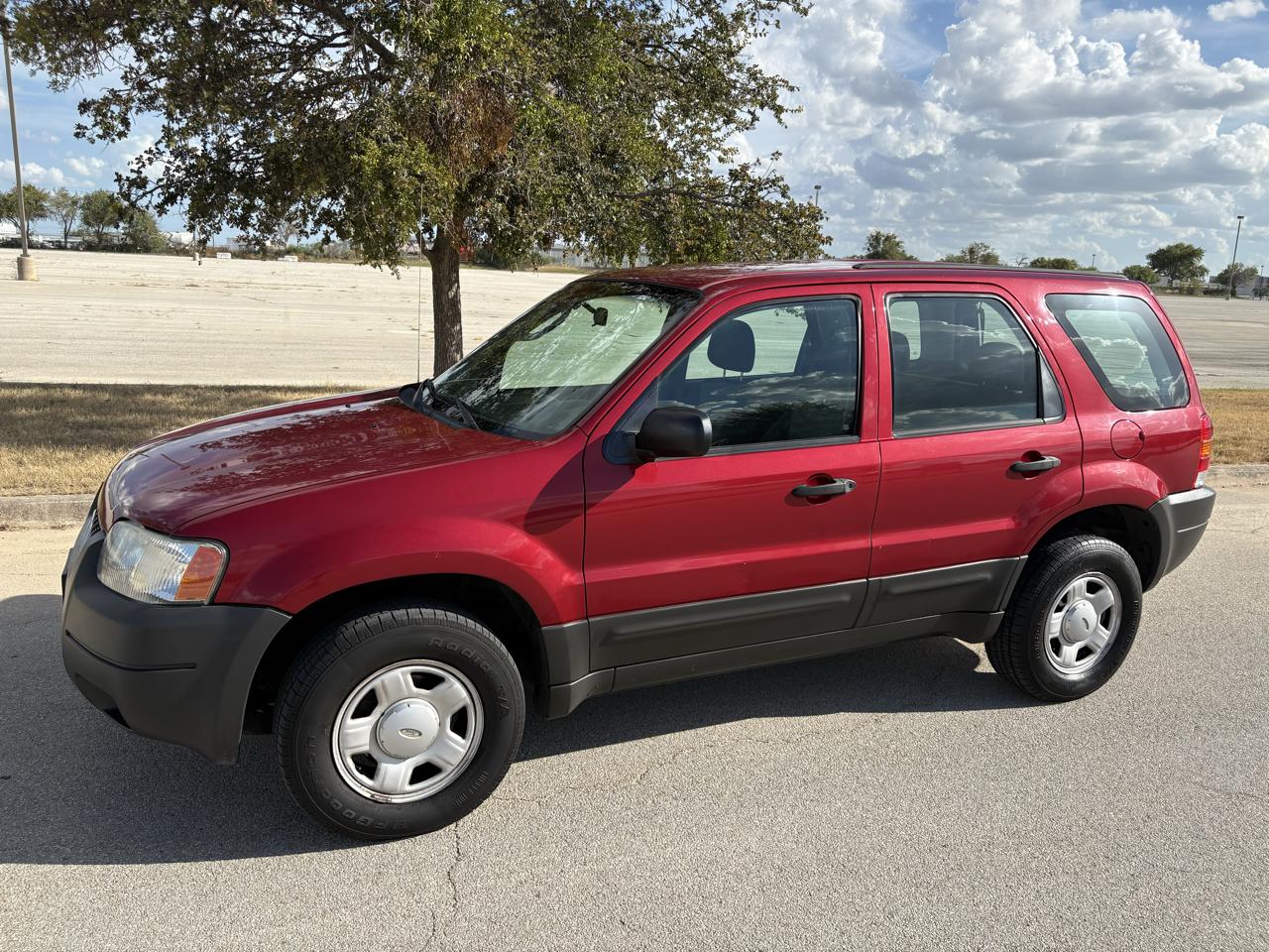 Ford Escape  2004