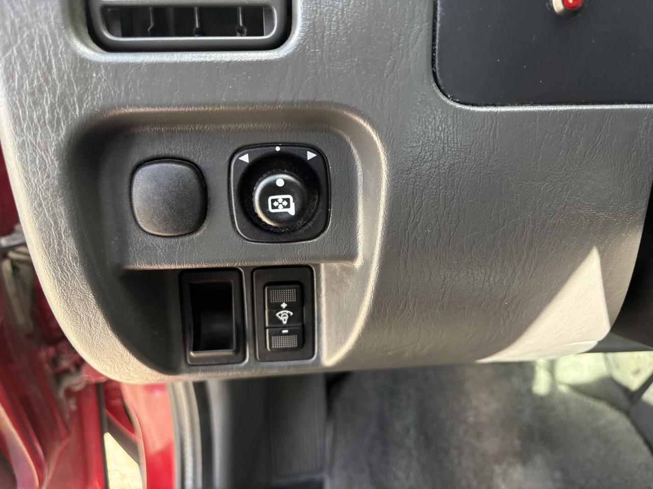 Ford Escape  2004