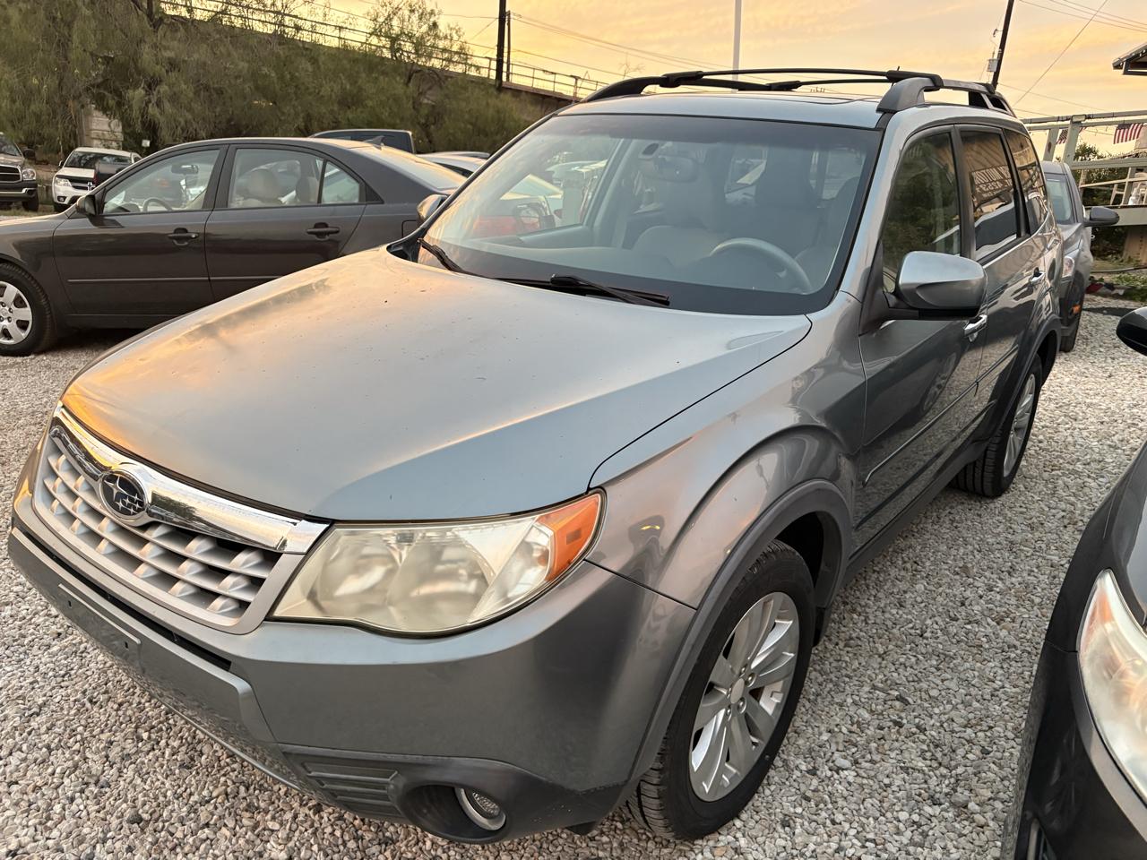 Subaru Forester 4dr Auto 2.5X Limited 2012