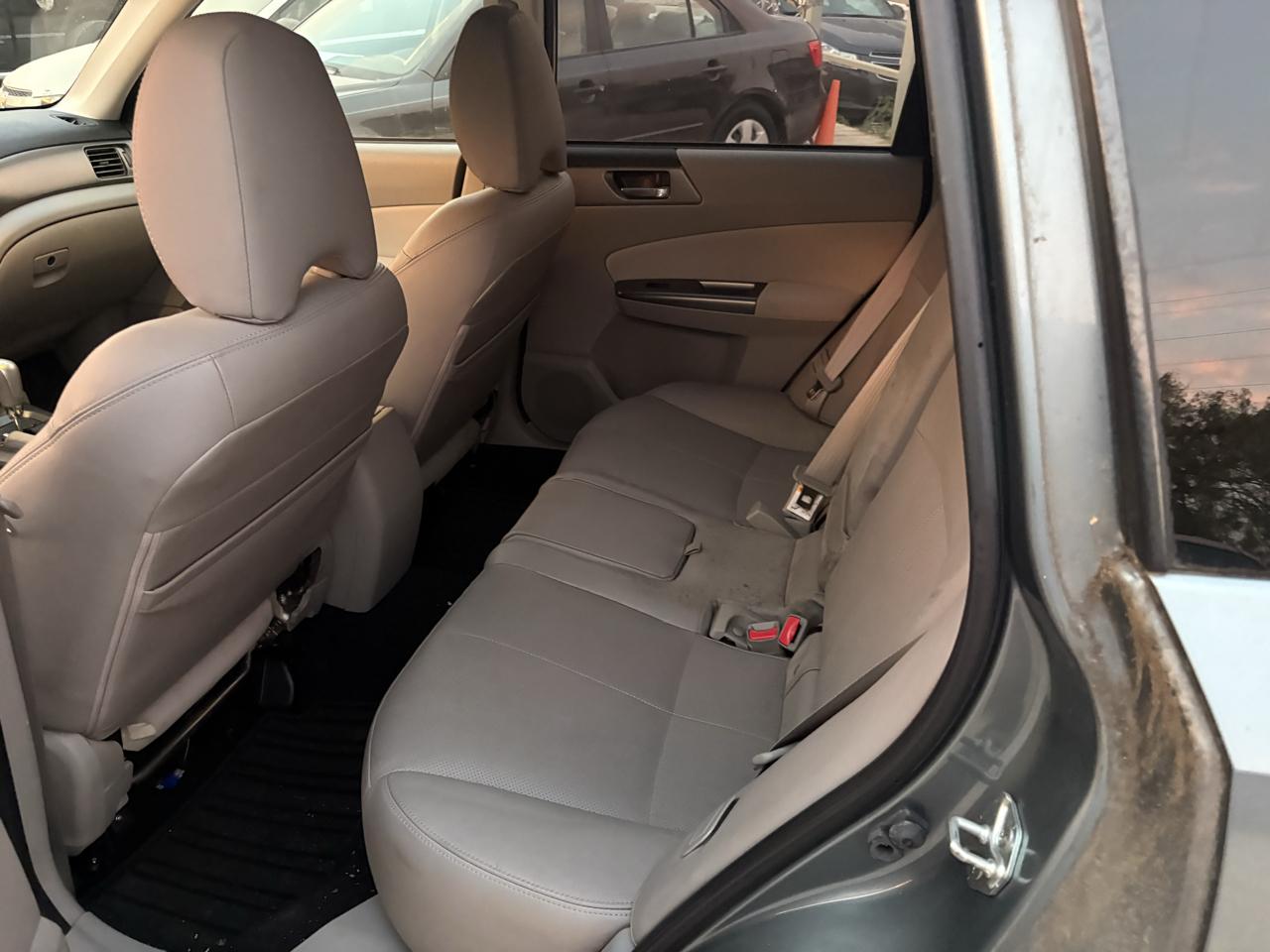 Subaru Forester 4dr Auto 2.5X Limited 2012
