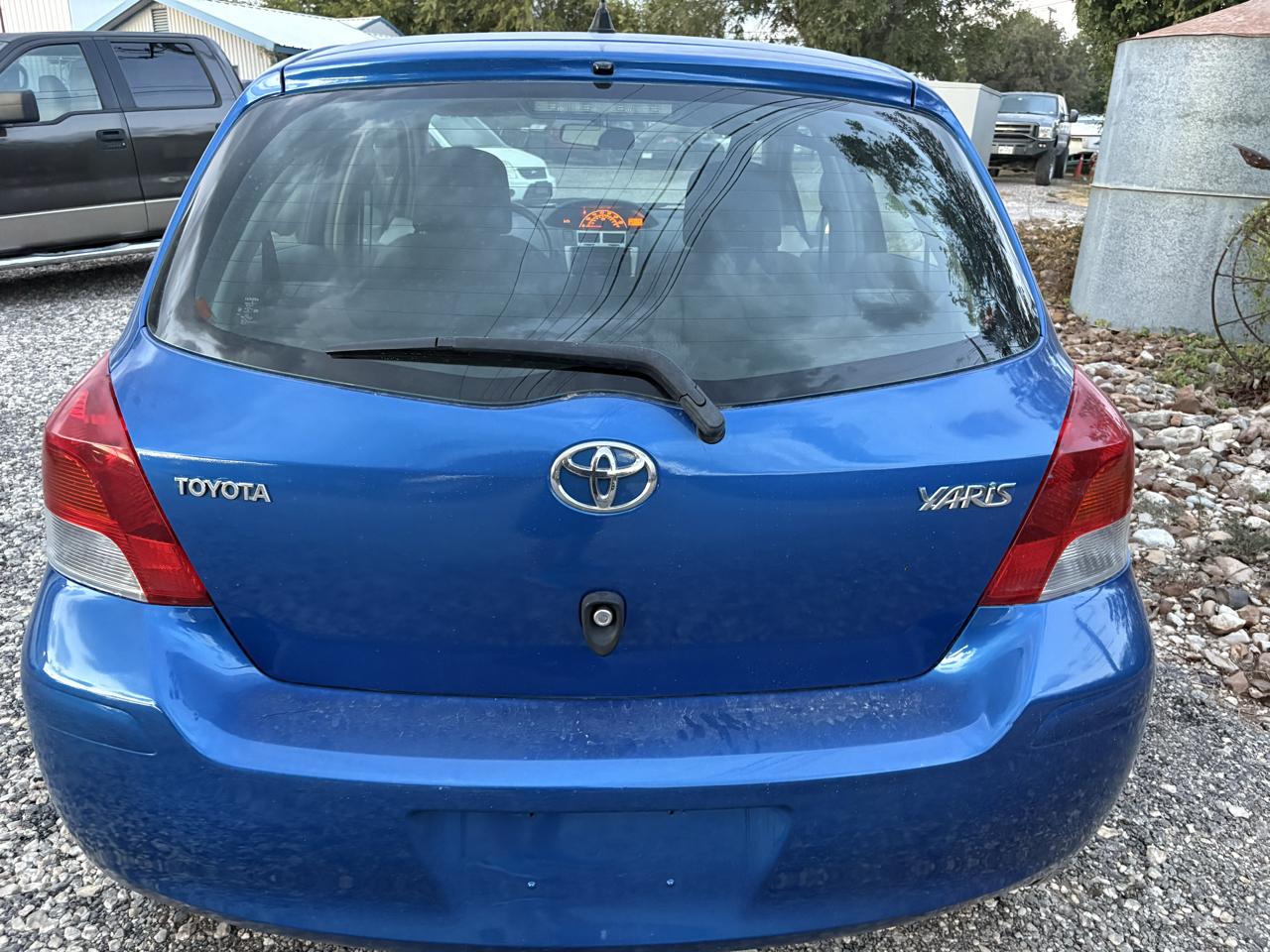 Toyota Yaris  2010