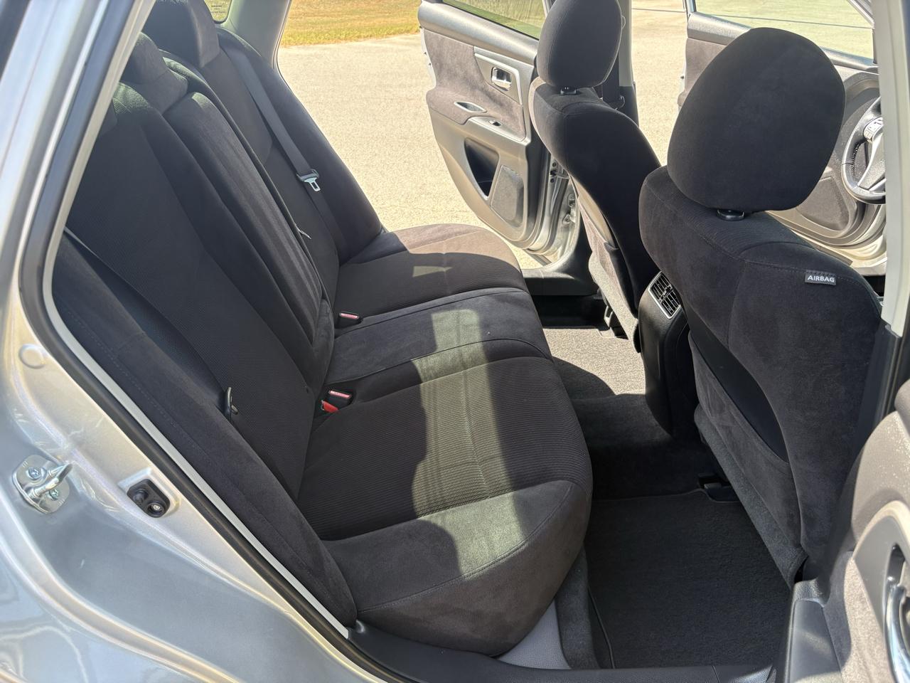 Nissan Altima 4dr Sdn I4 2.5 SV 2013