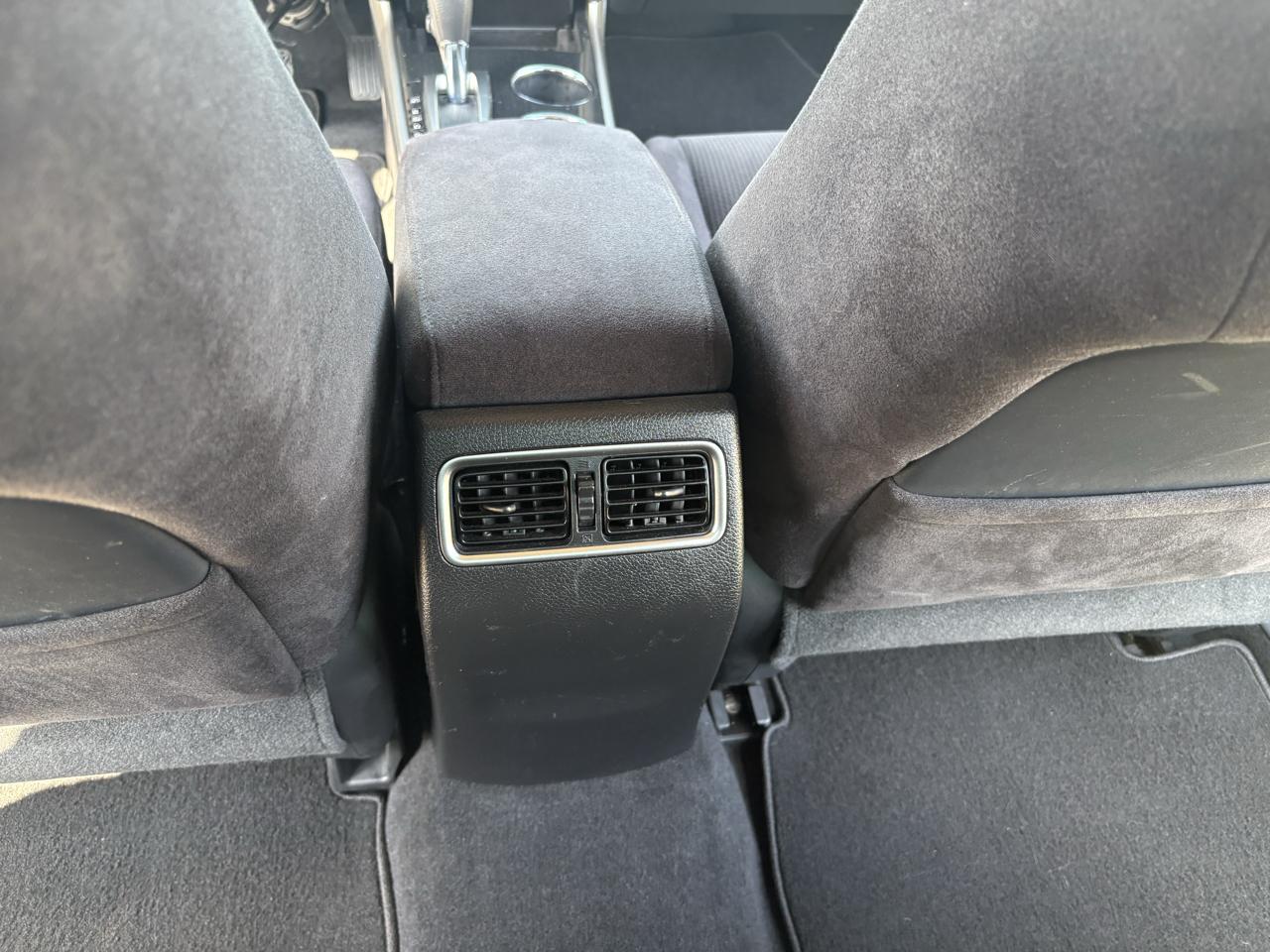 Nissan Altima 4dr Sdn I4 2.5 SV 2013