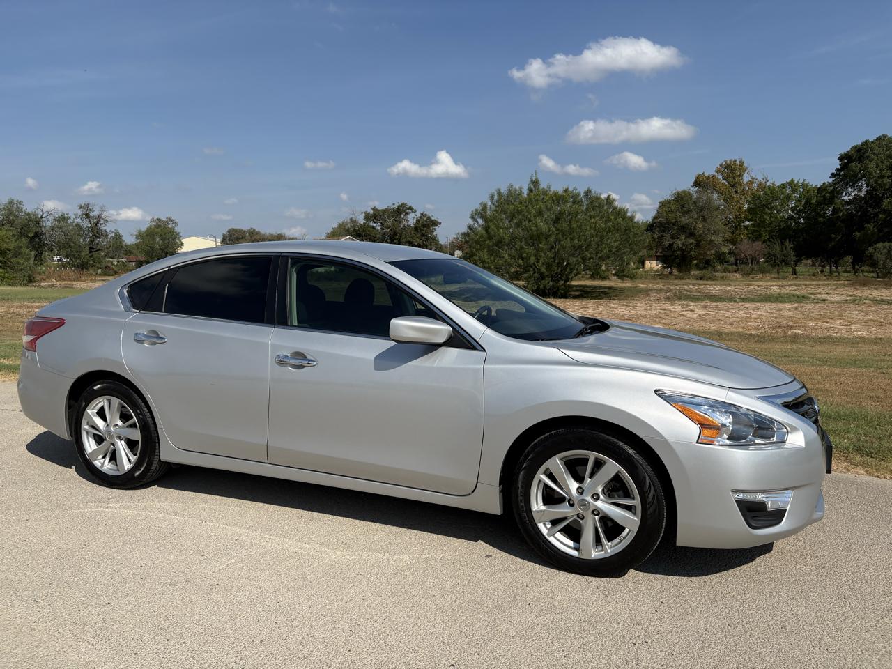 Nissan Altima 4dr Sdn I4 2.5 SV 2013