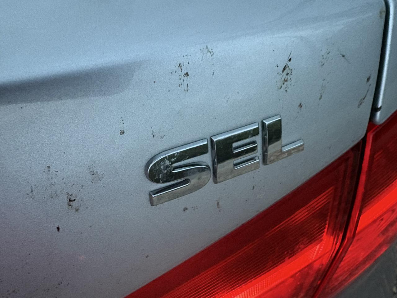 Volkswagen Passat 4dr Sdn 2.5L Auto SEL 2013