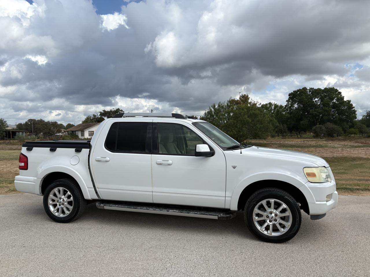 Ford Explorer Sport Trac 2WD 4dr V8 Limited 2007