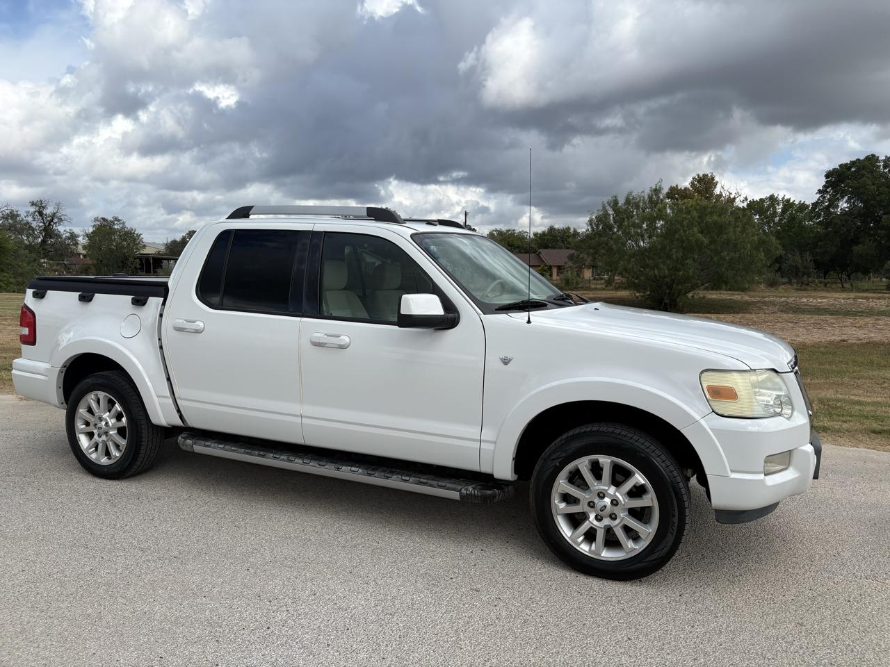 Ford Explorer Sport Trac 2WD 4dr V8 Limited 2007
