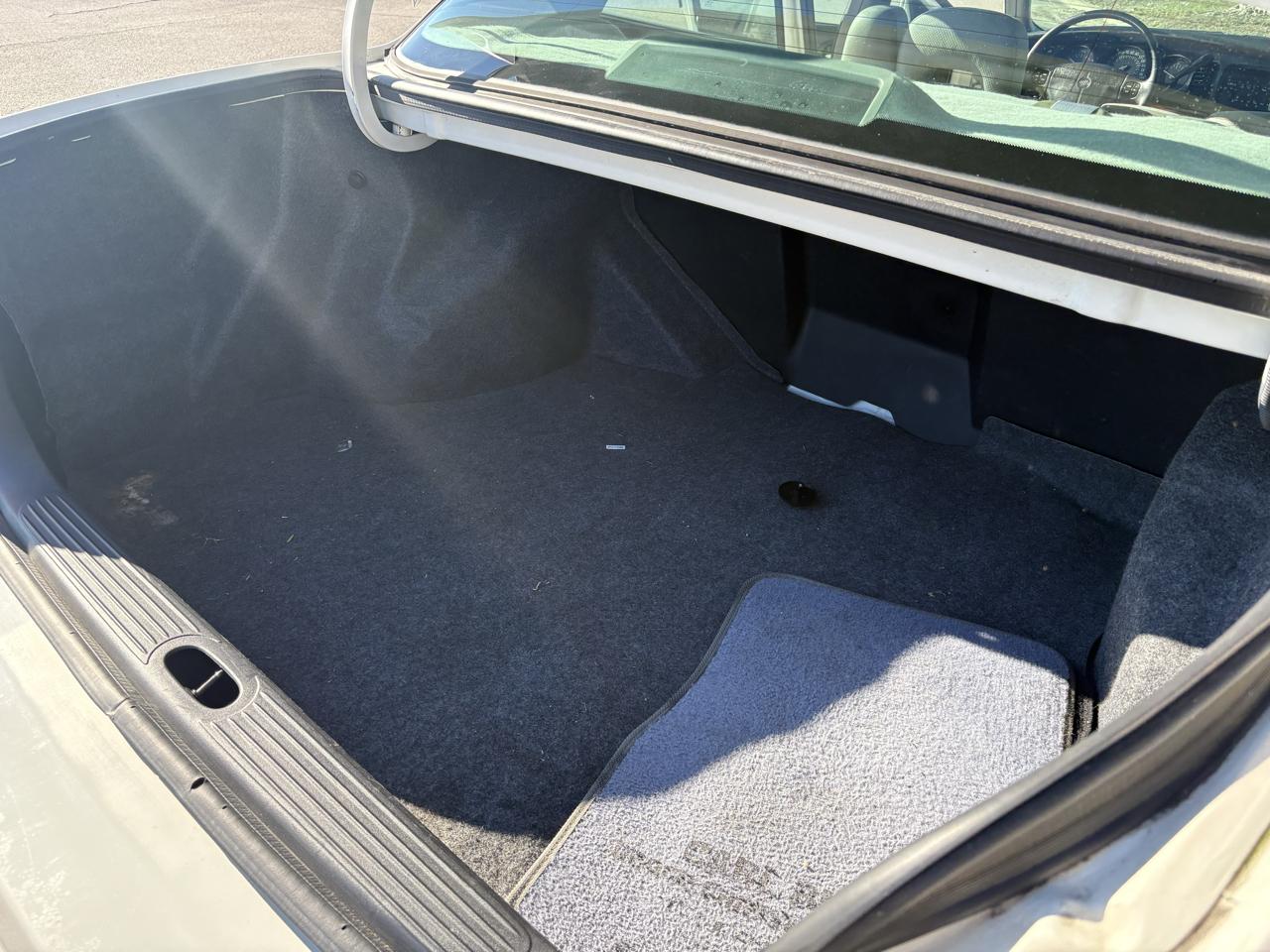 Buick LeSabre 4dr Sdn Custom 2004