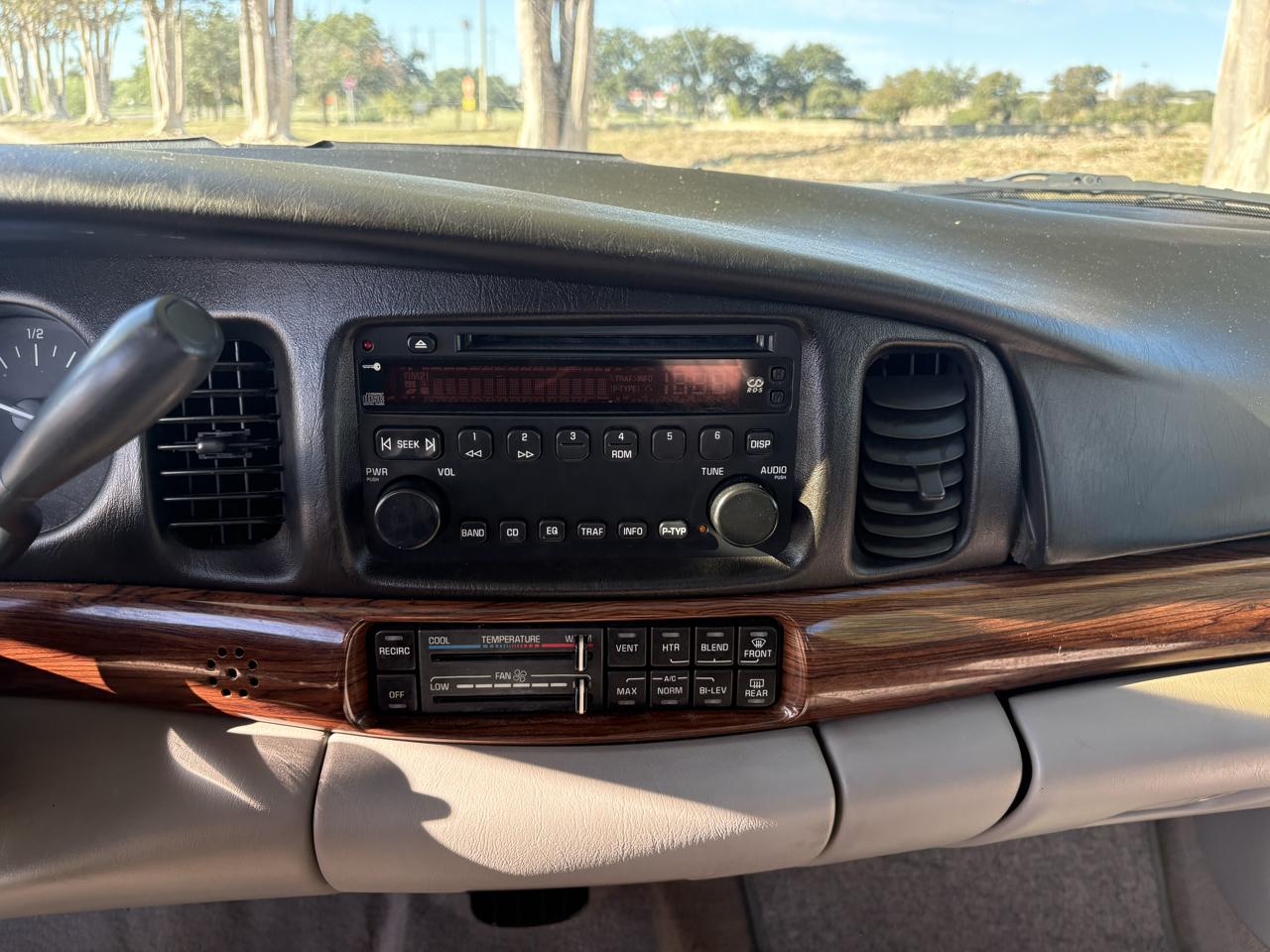 Buick LeSabre 4dr Sdn Custom 2004