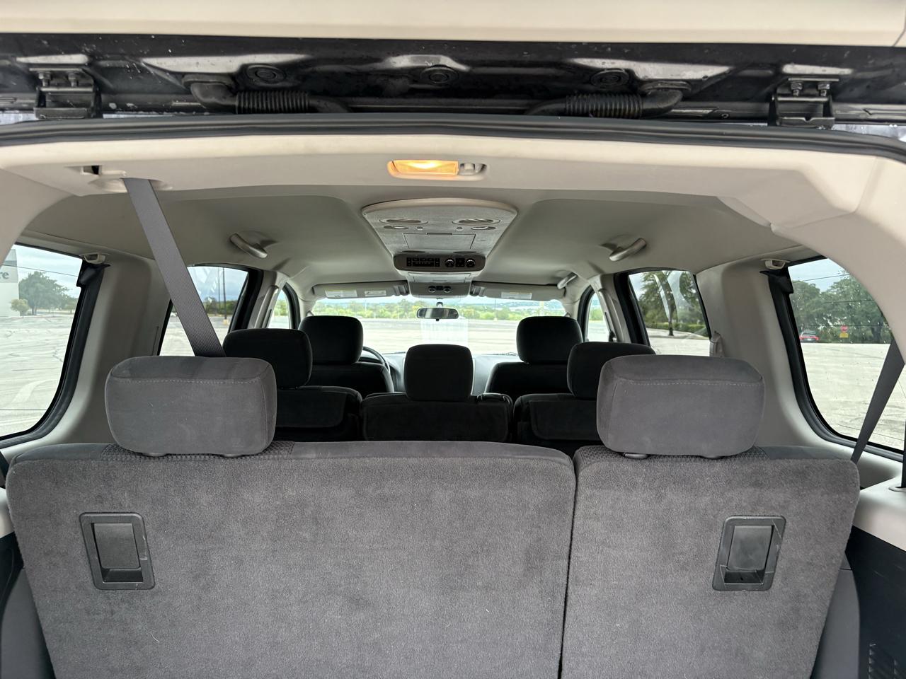 Nissan Armada 2WD 4dr SE 2010