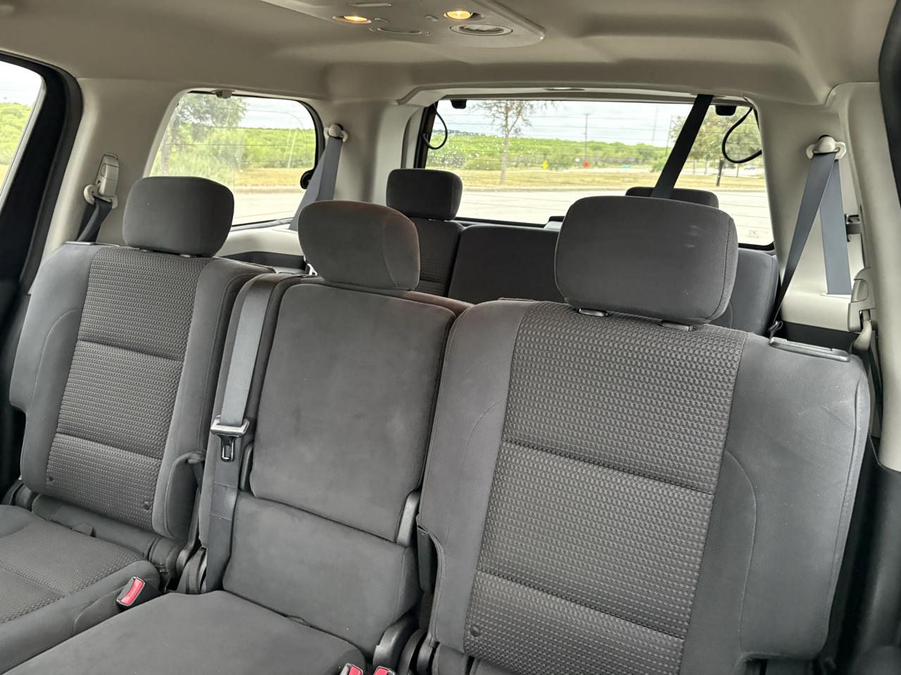 Nissan Armada 2WD 4dr SE 2010