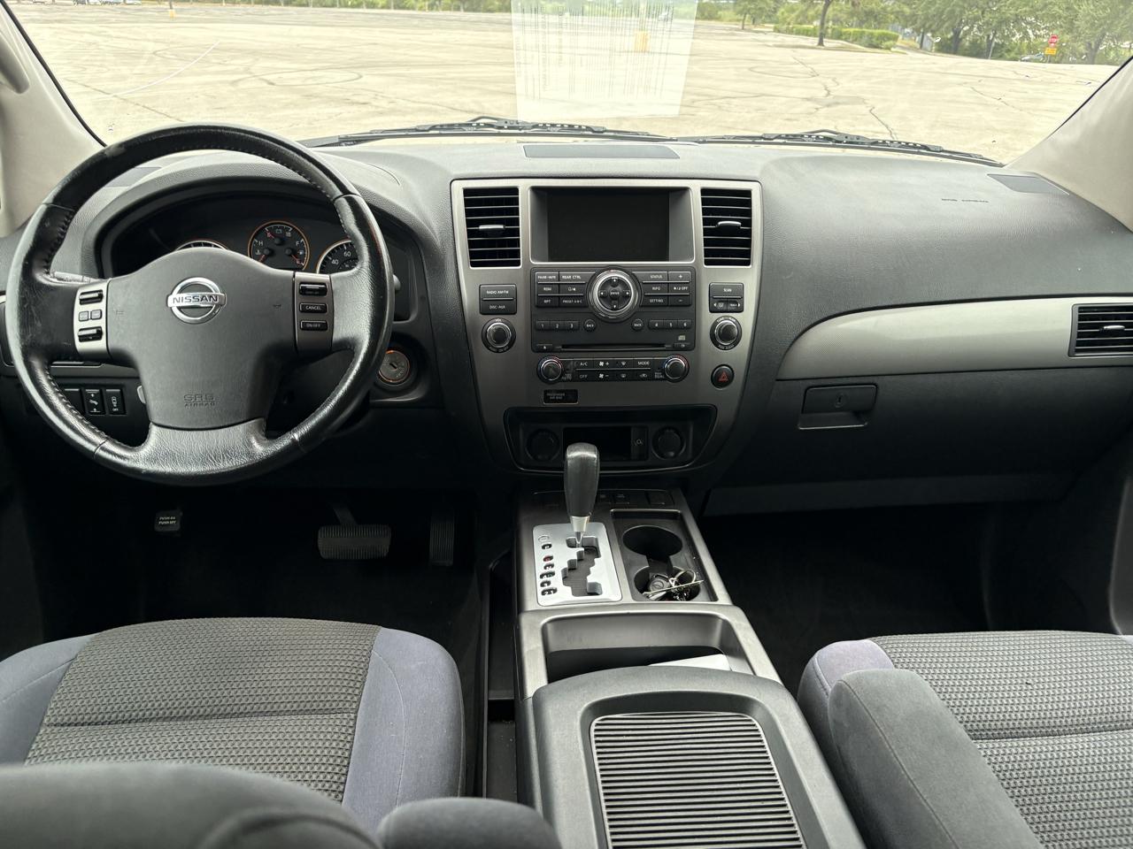 Nissan Armada 2WD 4dr SE 2010