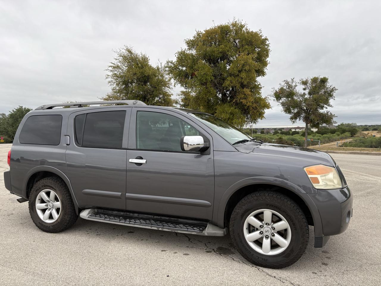 Nissan Armada 2WD 4dr SE 2010