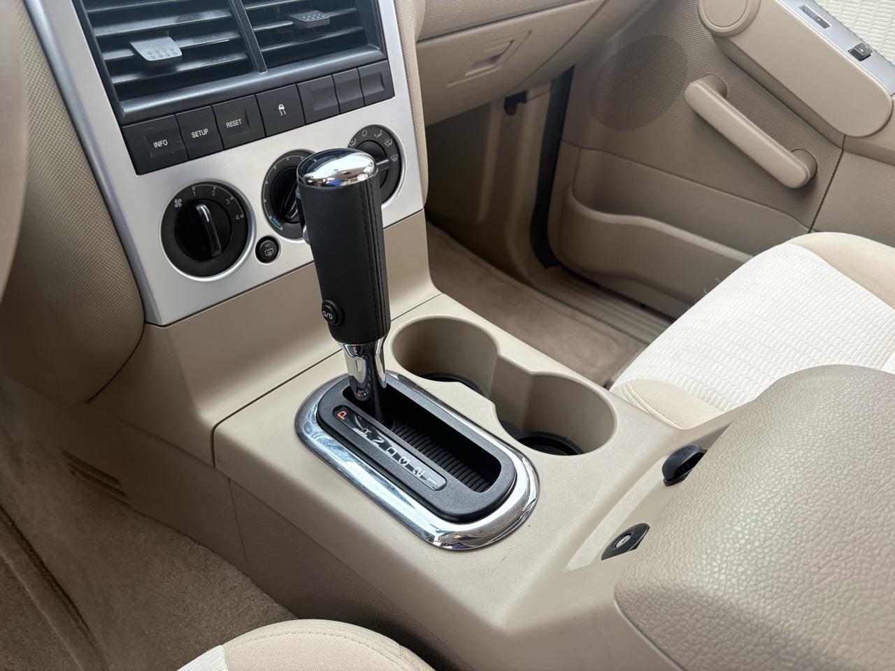 Mercury Mountaineer 2WD 4dr V6 2007