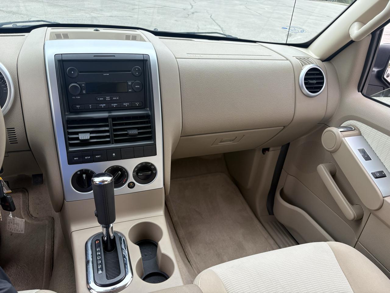 Mercury Mountaineer 2WD 4dr V6 2007