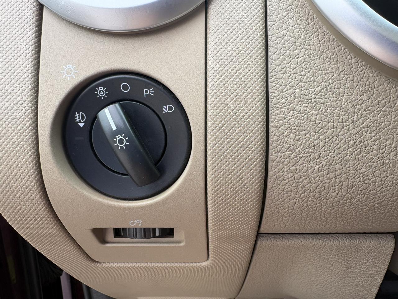 Mercury Mountaineer 2WD 4dr V6 2007