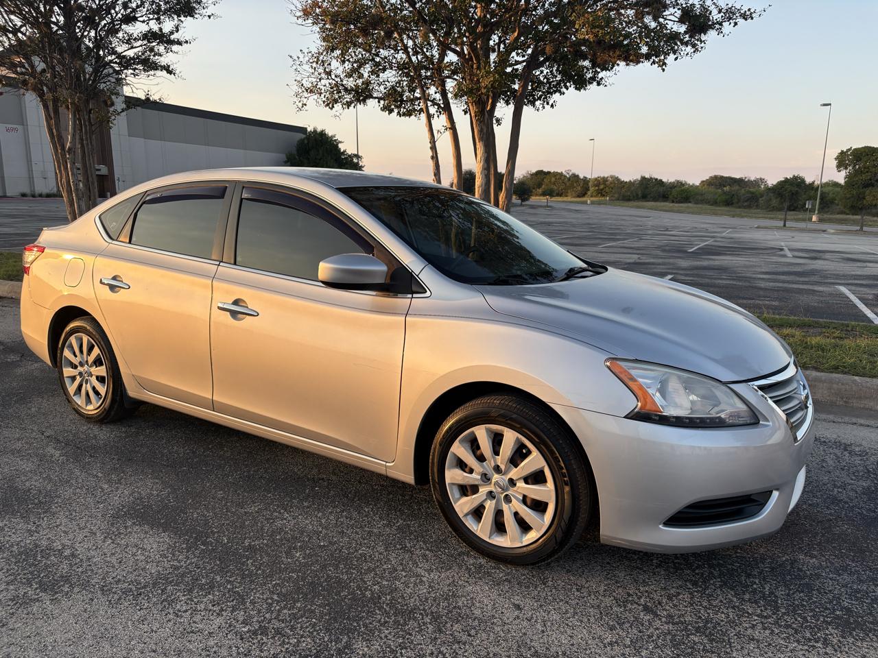 Nissan Sentra 4dr Sdn I4 CVT FE+ SV 2014