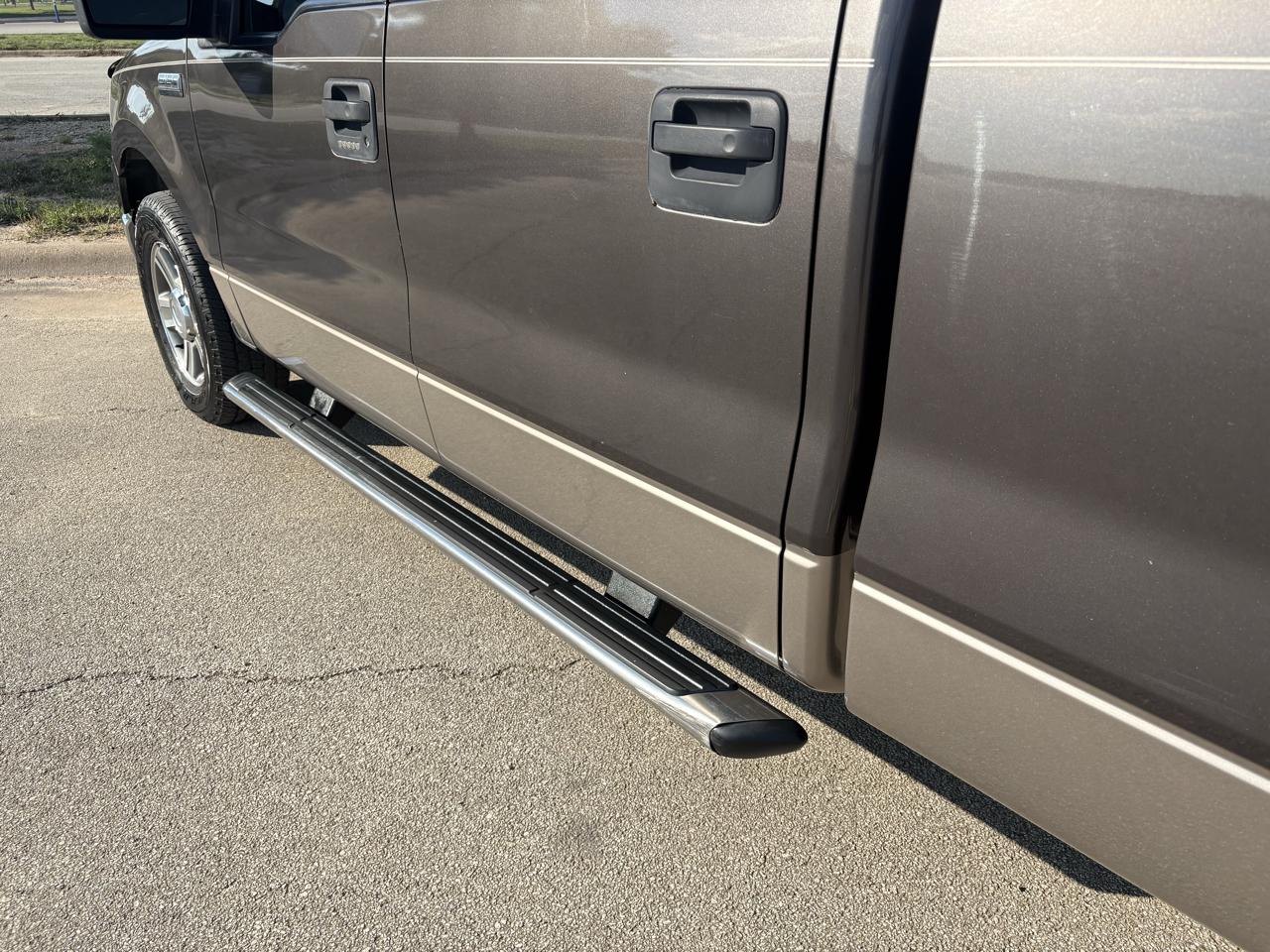 Ford F-150 SuperCrew 139" XLT 2006