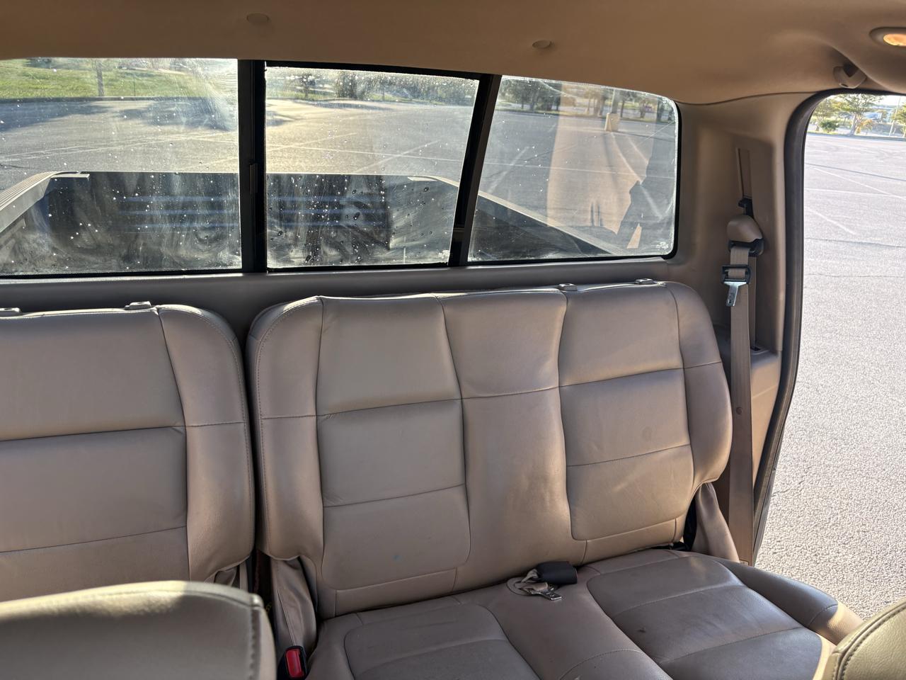 Ford F-150 SuperCrew 139" Lariat 2003